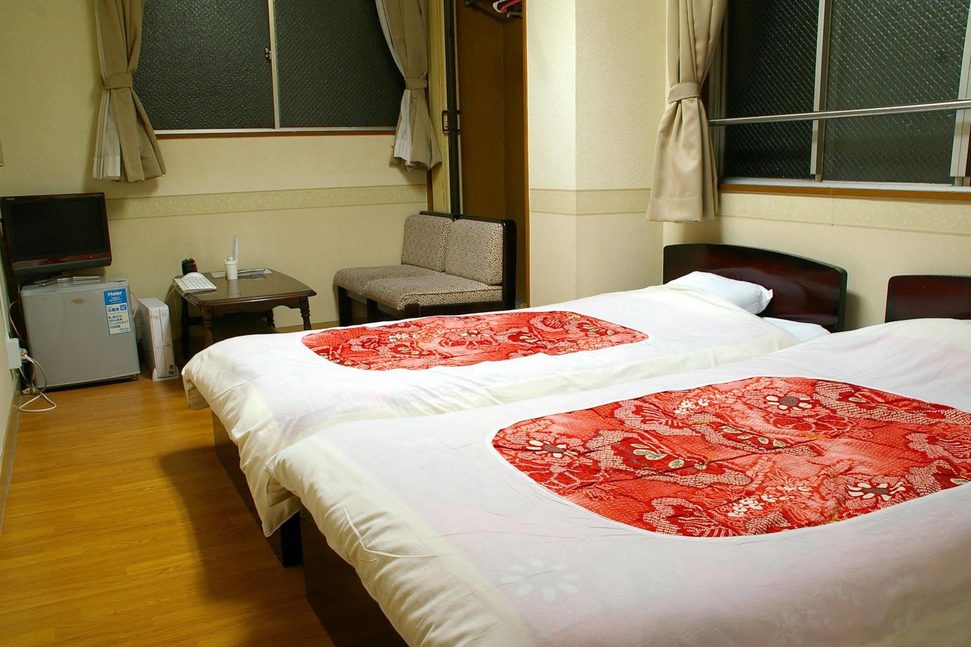 Yamabe Hotell Tenri Exteriör bild