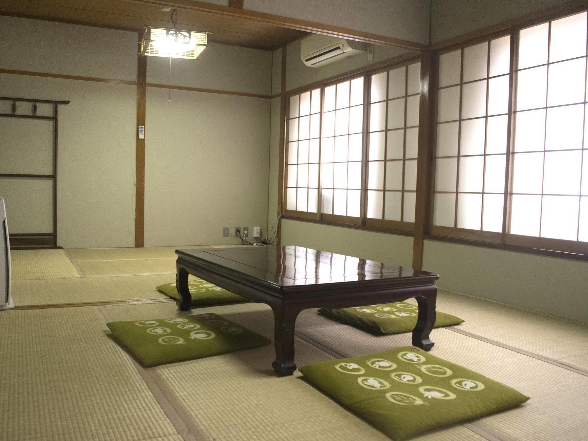 Yamabe Hotell Tenri Exteriör bild